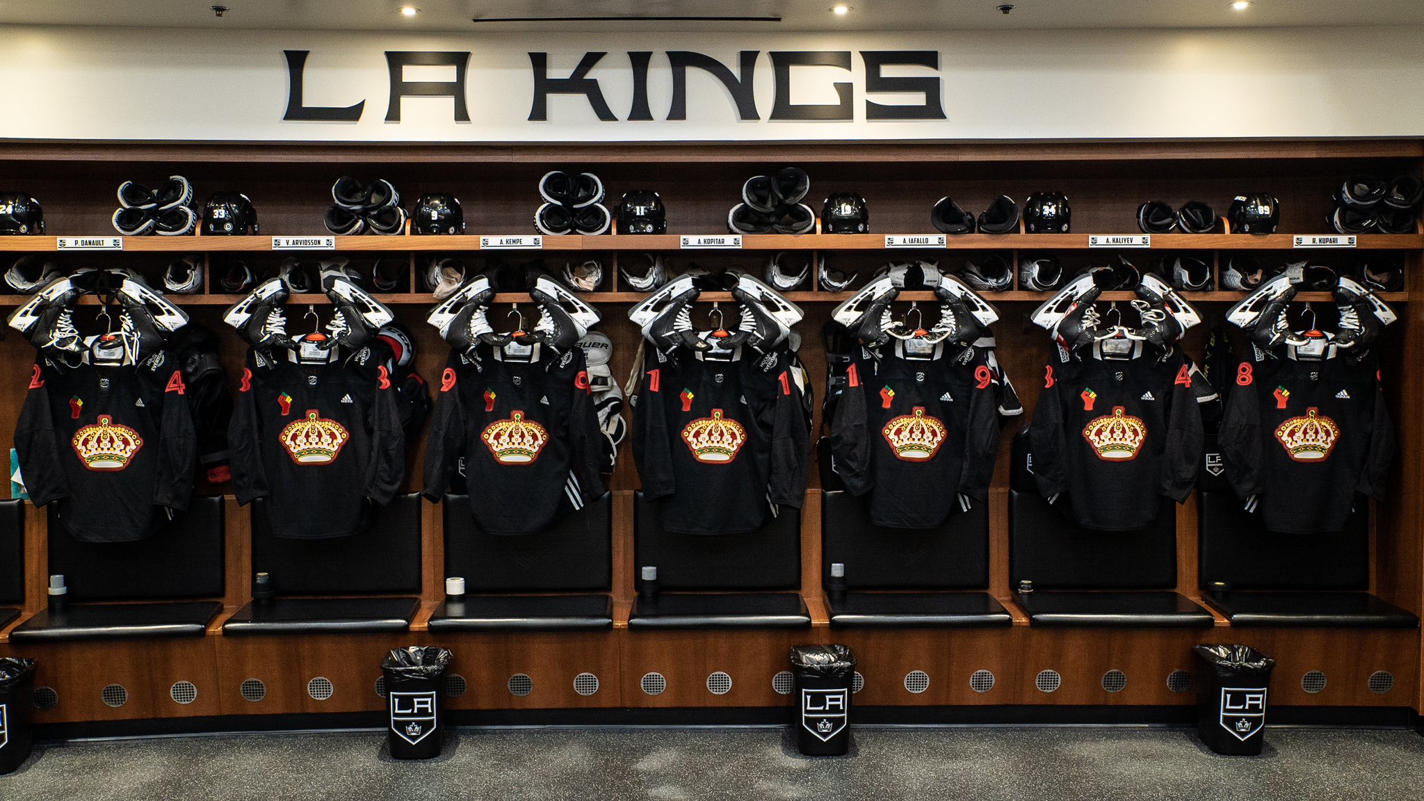 Akil Thomas designs specialty Black History Month jerseys for Los Angeles  Kings, Niagara IceDogs – GTHL